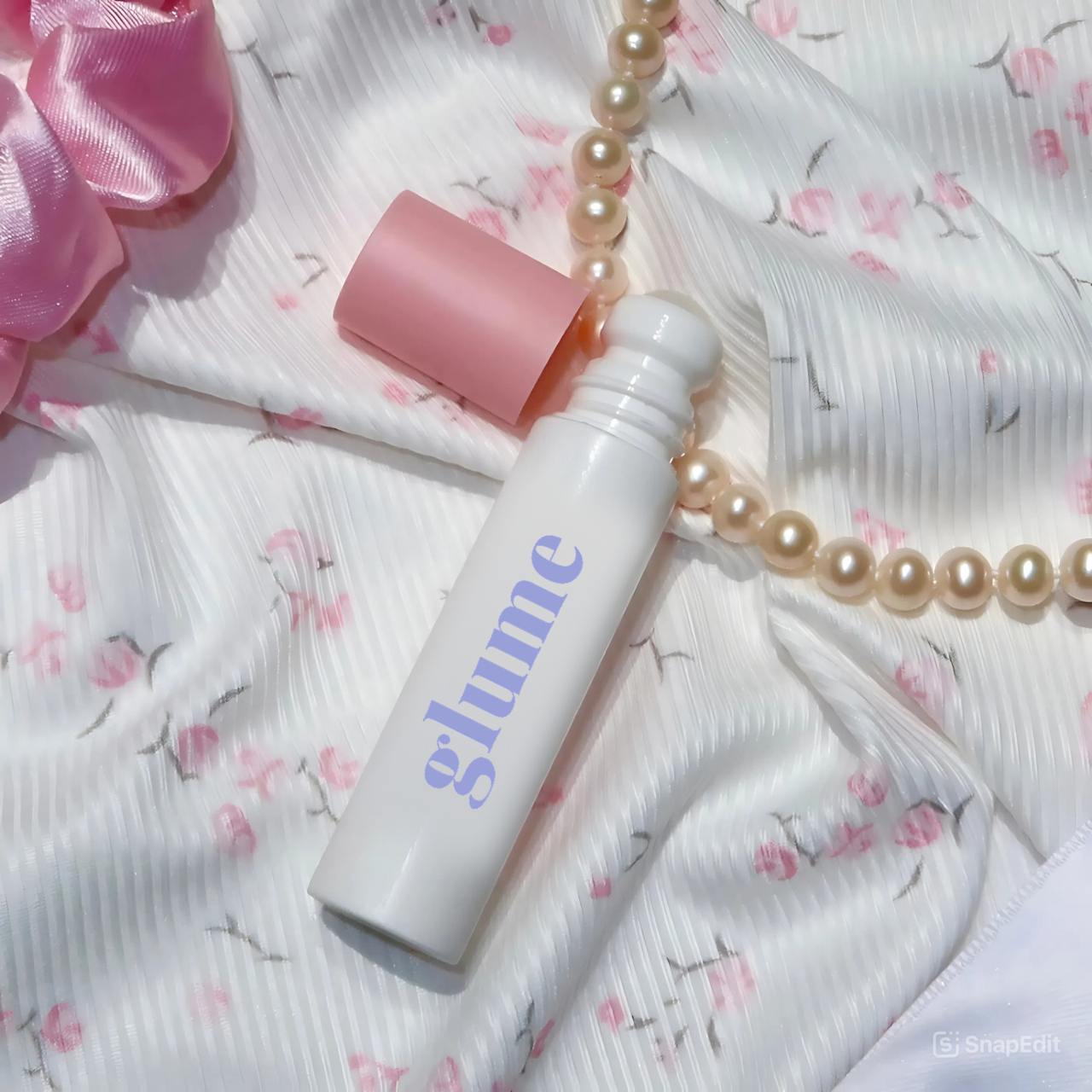 GluMe™ Body Roll Adhesive